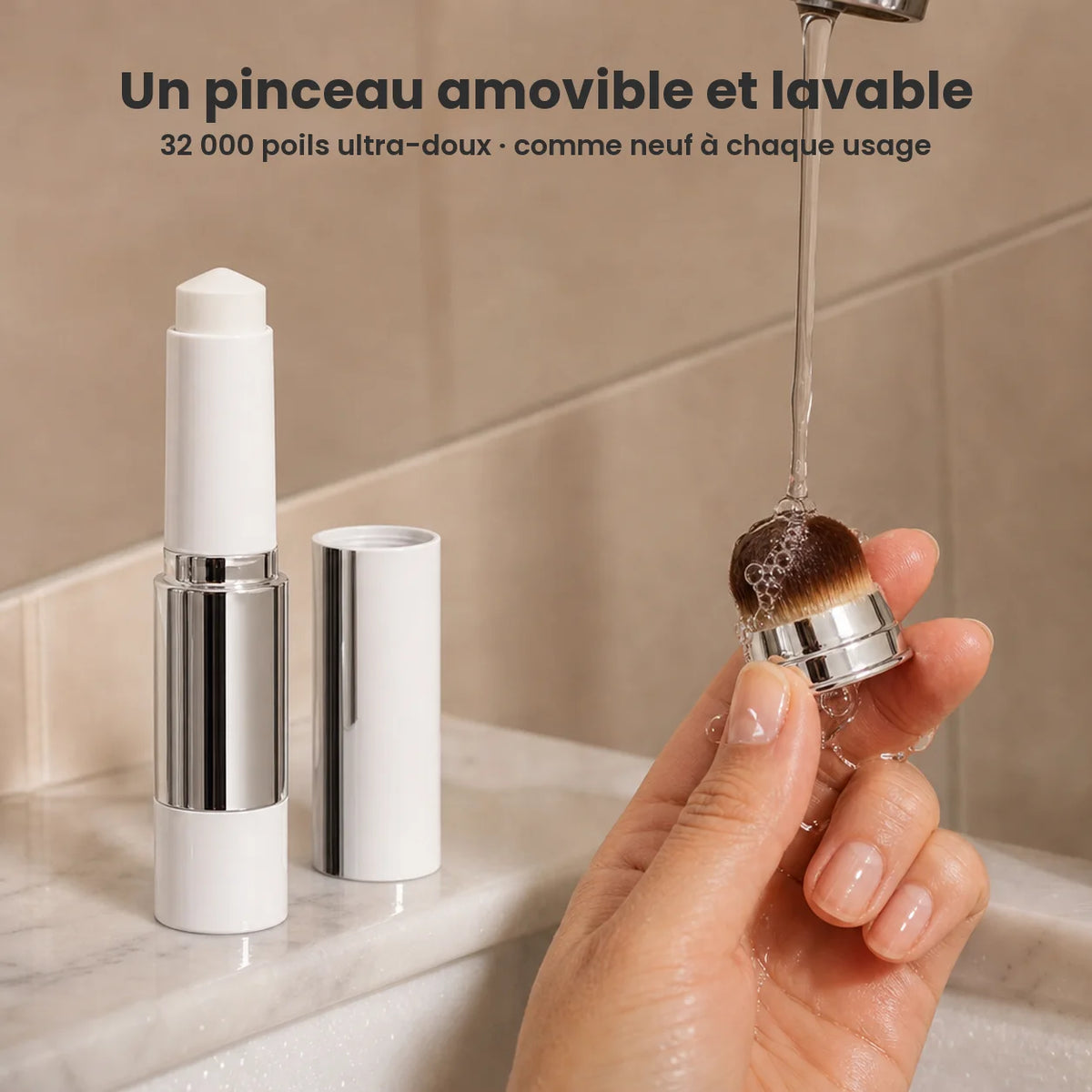 Alya fond de teint 2 en 1 avec pinceau intégré