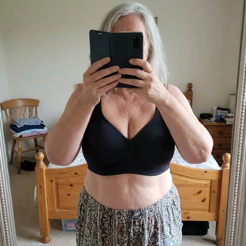 Monique R., 63 ans · porte du 100E, a commandé du 4XL